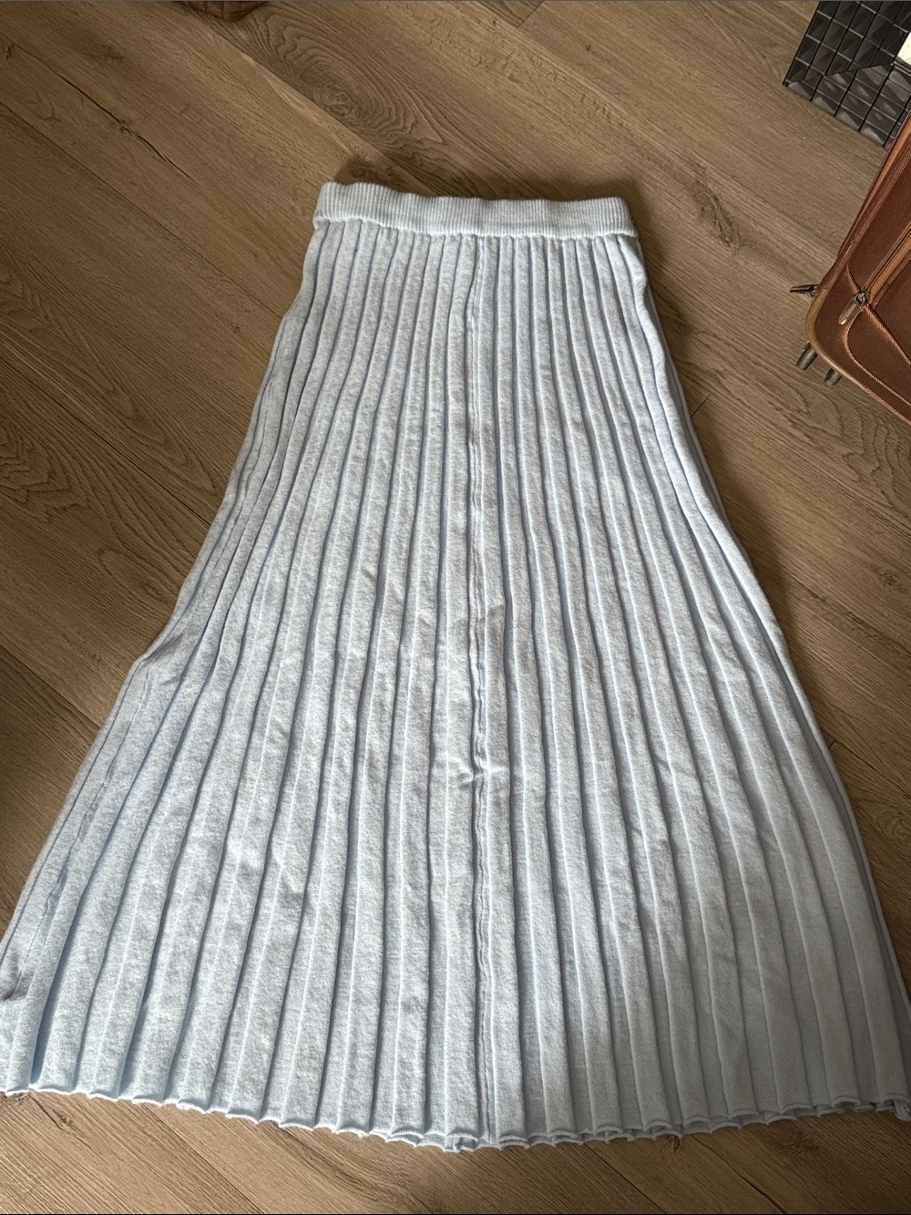 Commense Light Blue Ribbed Knit Maxi Skirt